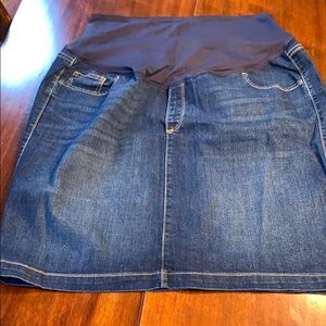 Old Navy Maternity Denim Skirt Size 18